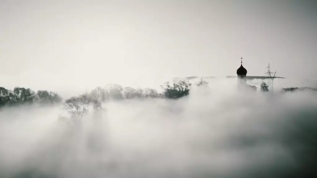 Русские вперёд